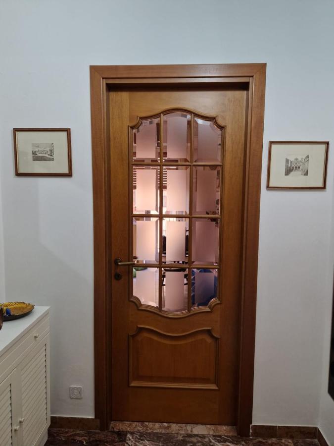 Apartamento La Casa Di Angelica Cagliari Exterior foto