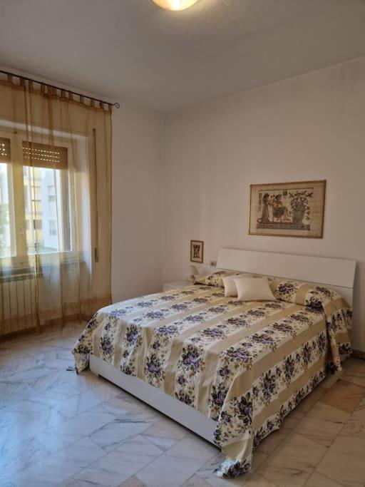 Apartamento La Casa Di Angelica Cagliari Exterior foto